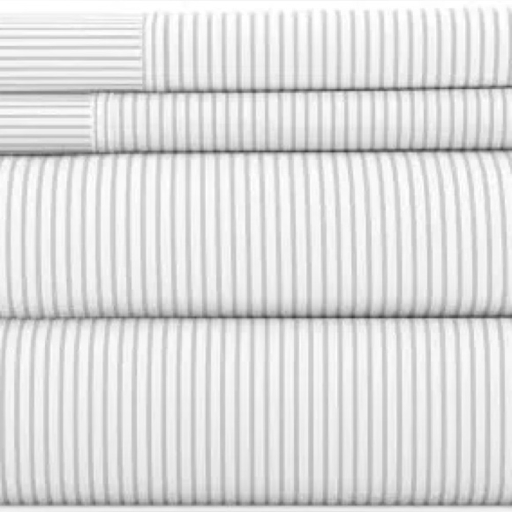 ienjoy Home Pinstriped Patterned 4-Piece Full Sheet Set- Light Grey